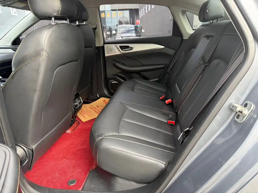 ROEWE I6 MAX NEW ENERGY