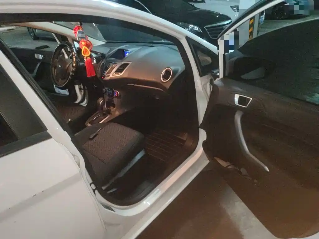 Ford Fiesta — миниатюра 18