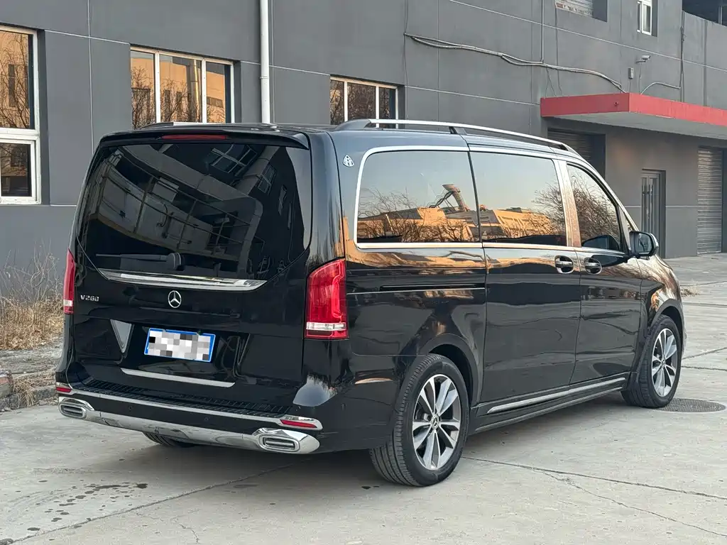 MERCEDES-BENZ V CLASS