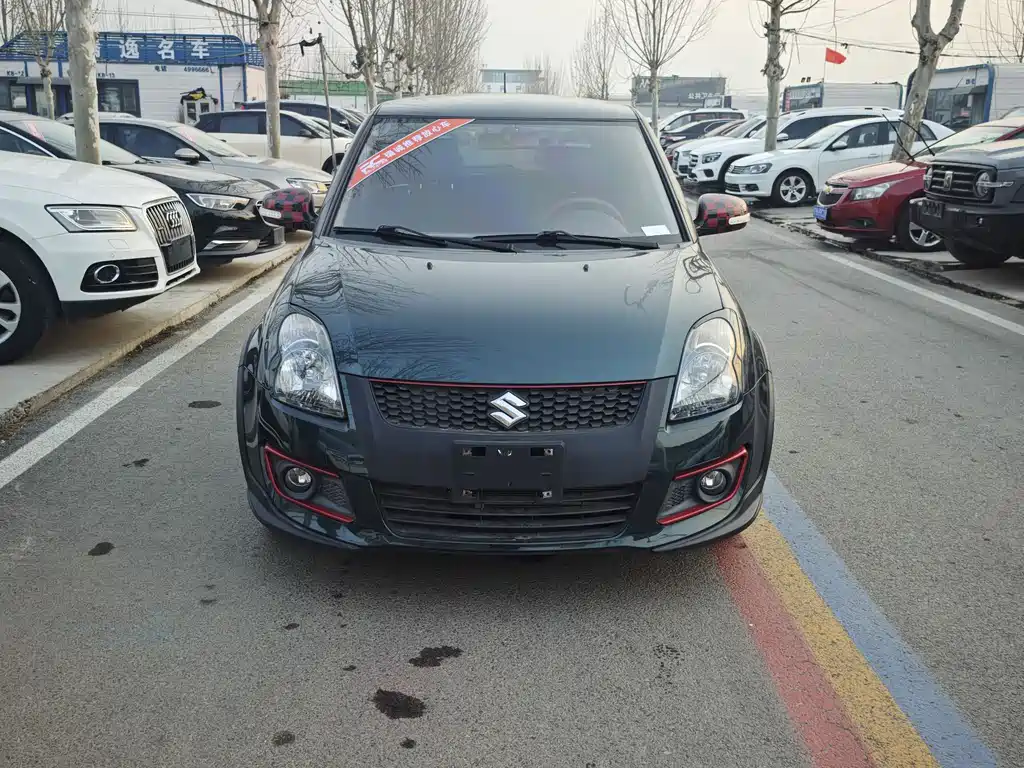 SUZUKI SWIFT