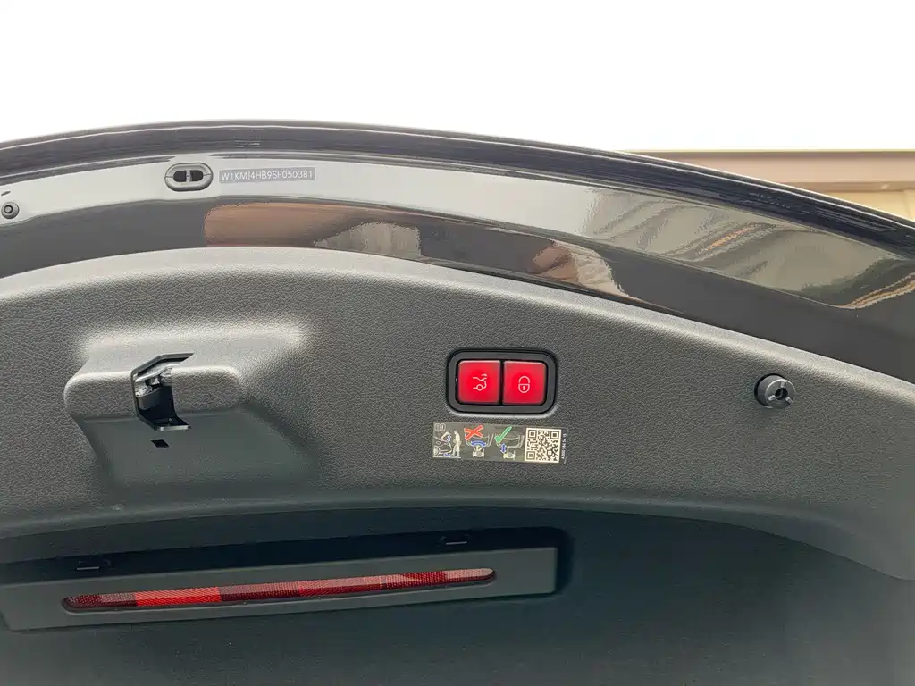 Mercedes-Benz CLE — миниатюра 8