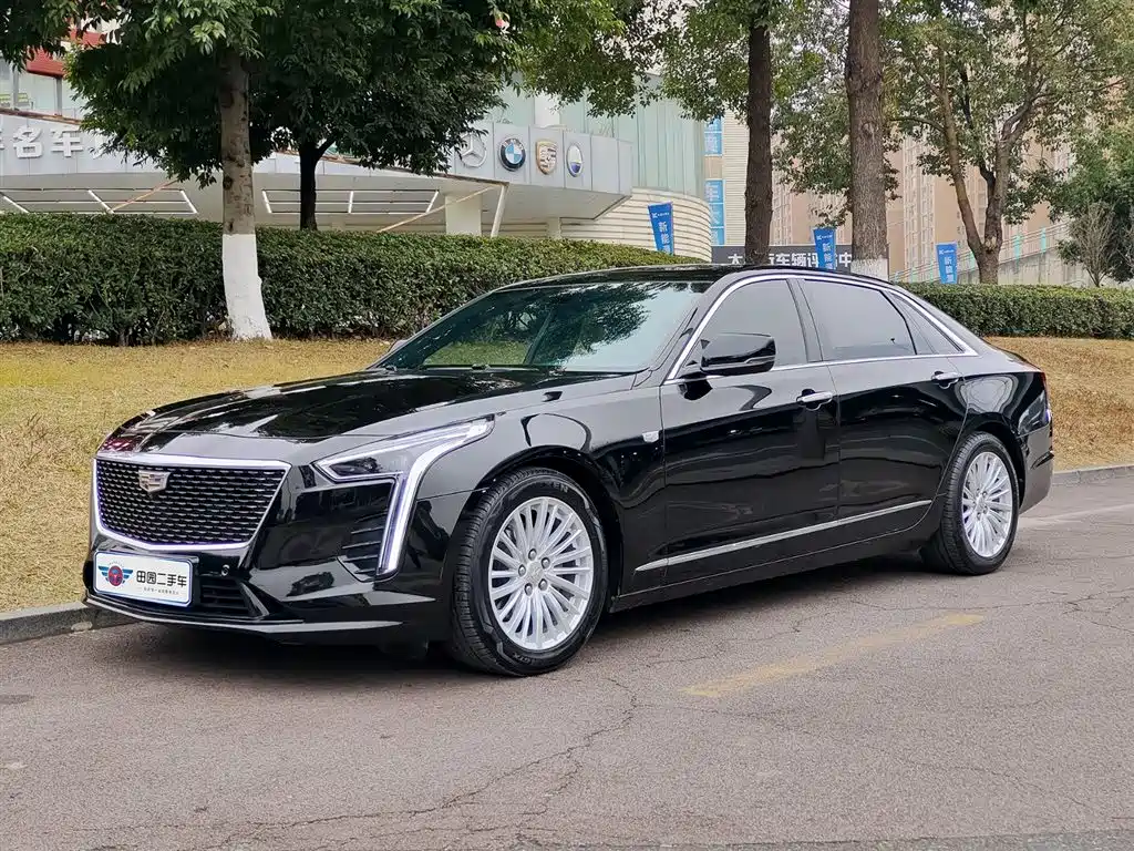 CADILLAC CT6