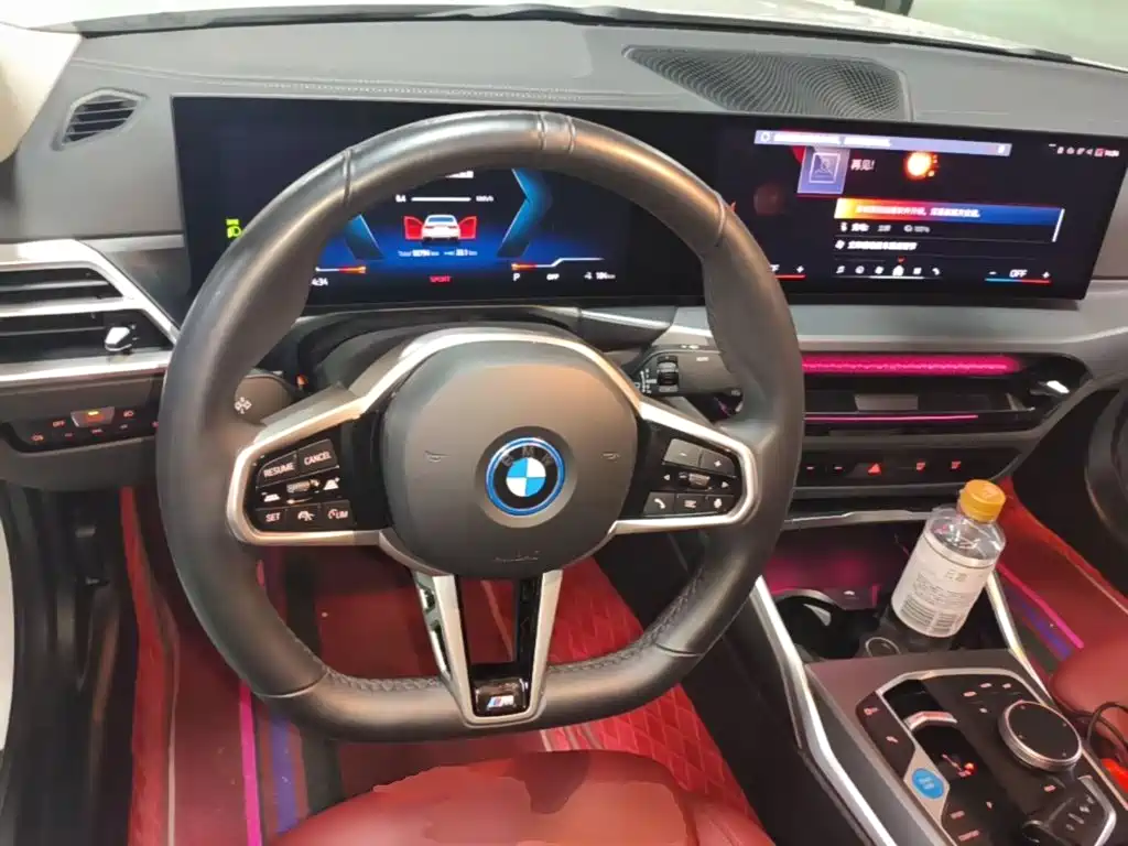 BMW i3 — миниатюра 11
