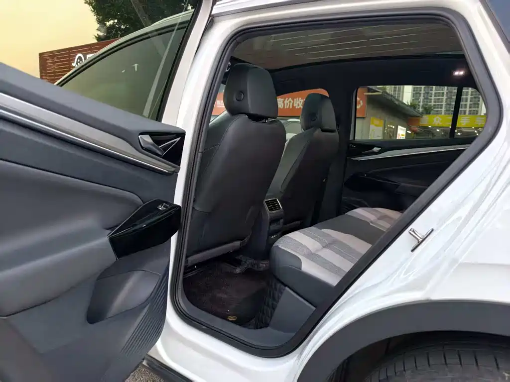 Volkswagen ID.4 Crozz — миниатюра 11