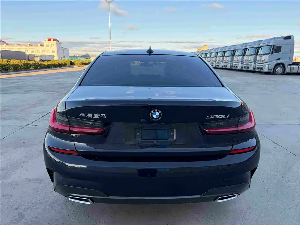 BMW 3 Series — миниатюра 12
