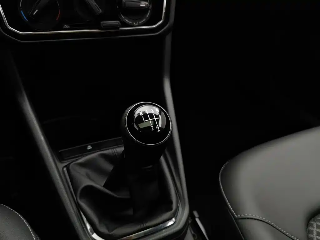 Jetta VA3 — миниатюра 13