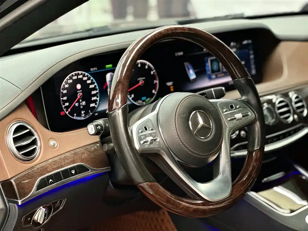 MERCEDES-BENZ S CLASS