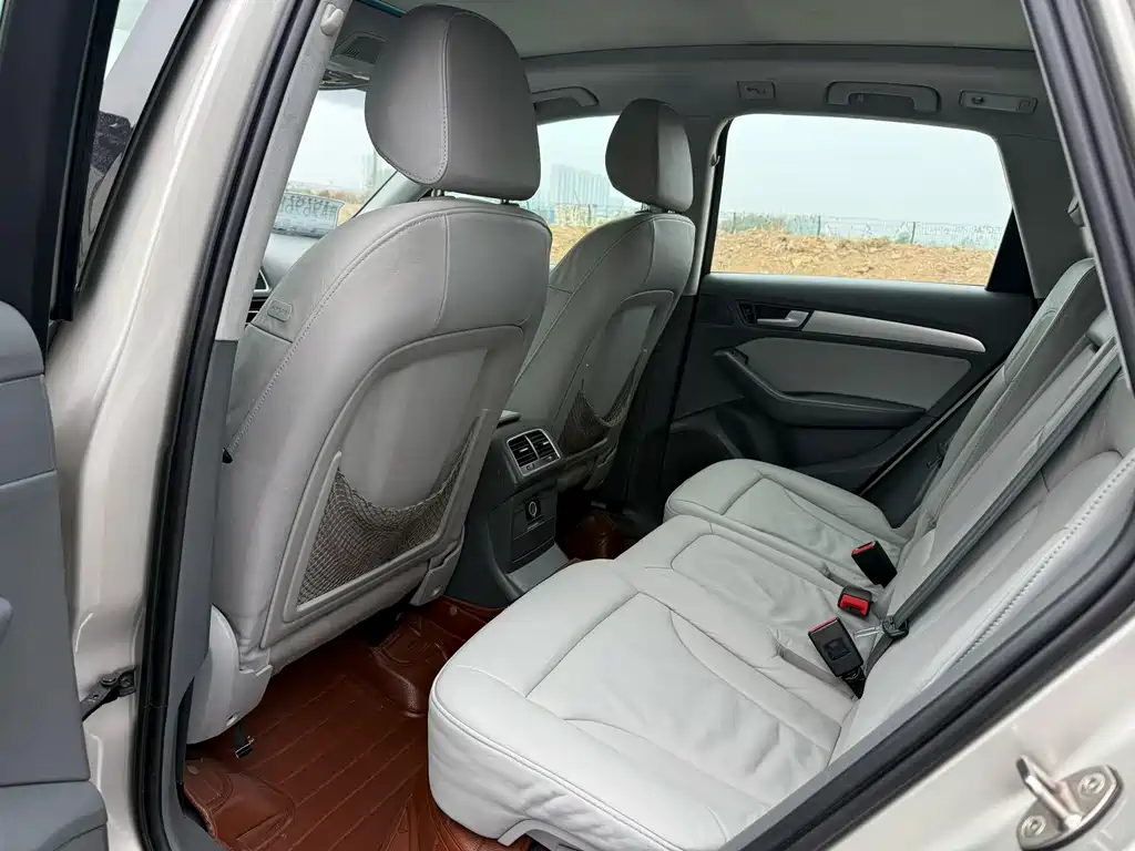 Audi Q5 — миниатюра 5