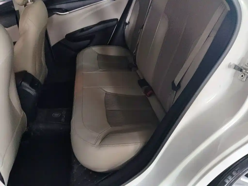 Buick Excelle — миниатюра 17