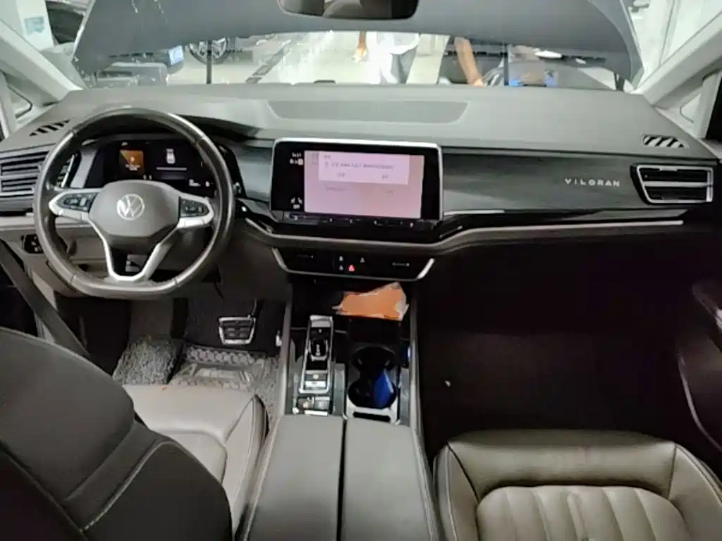 Volkswagen Viloran 2022 380TSI