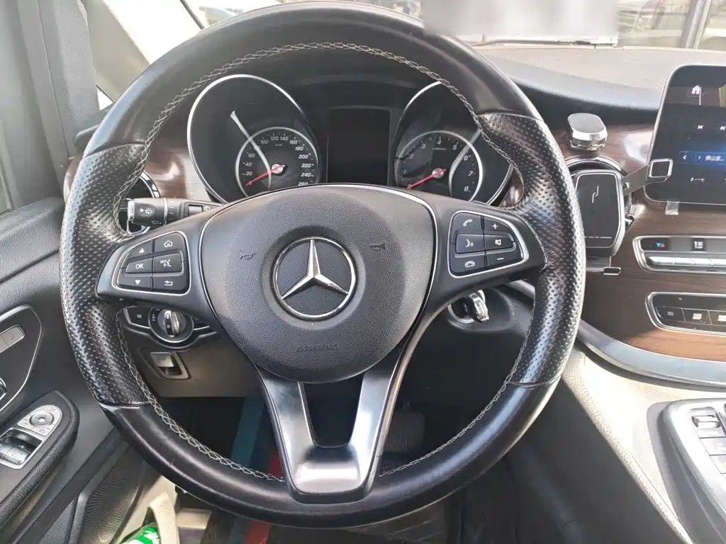 Mercedes-Benz V-Class V 2020 V 260