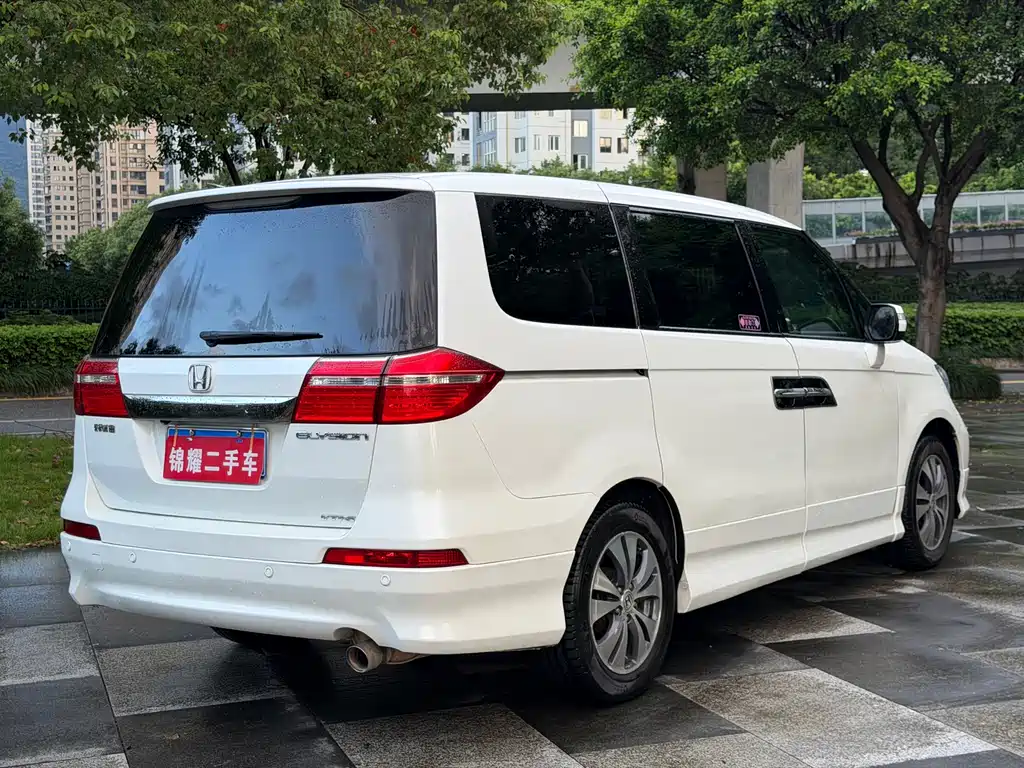 Honda Elysion — миниатюра 7