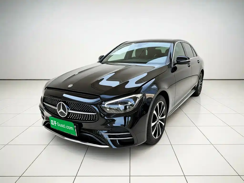 奔驰E级新能源 2022款 改款三 E 350 e L 插电式混合动力运动轿车 2022
