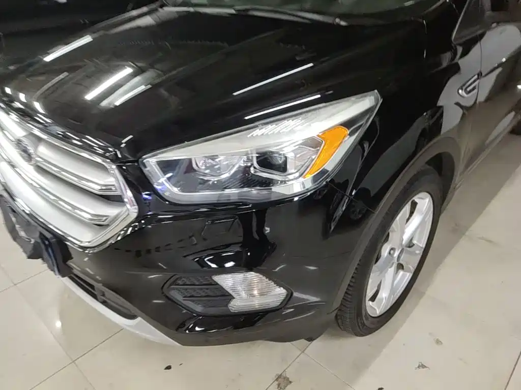 Ford Kuga — миниатюра 24