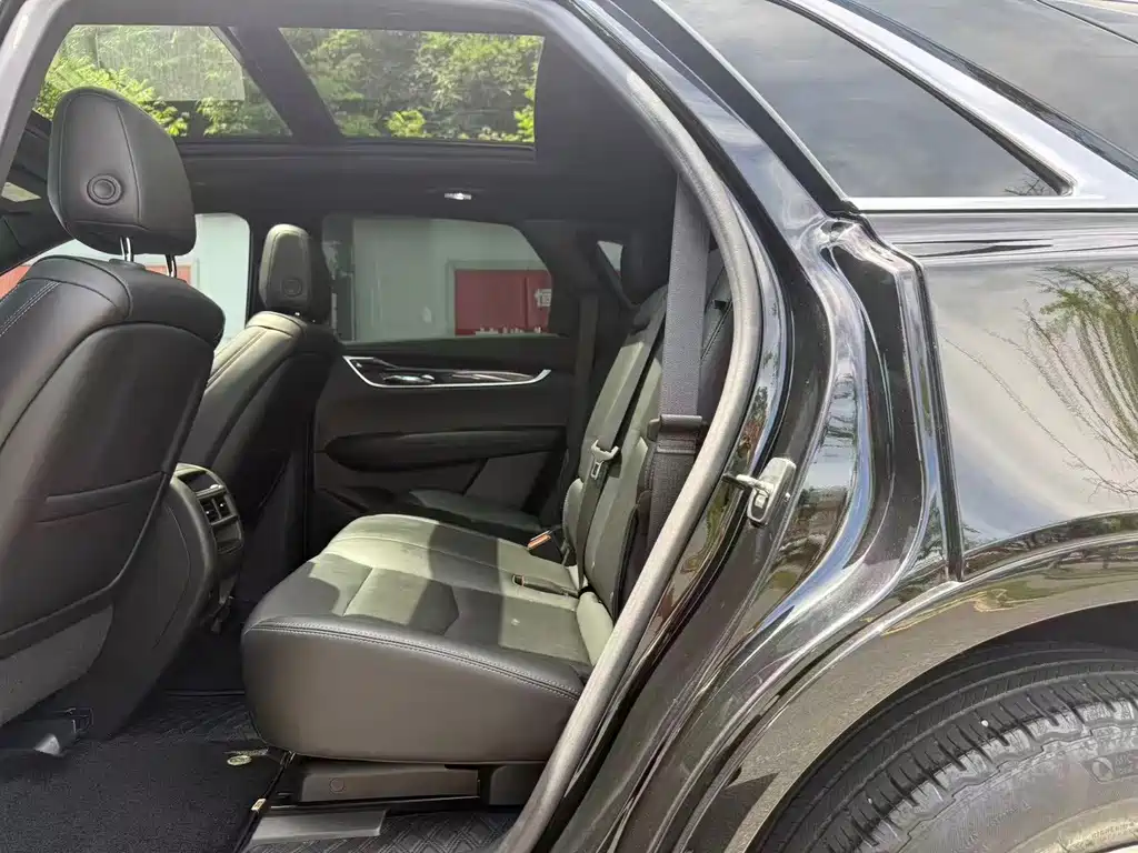 Cadillac XT5 — миниатюра 13