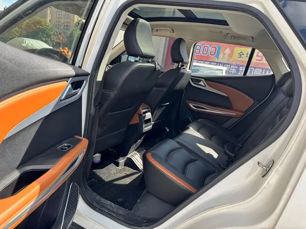 Zotye T300 2017 1.5L MT Premium