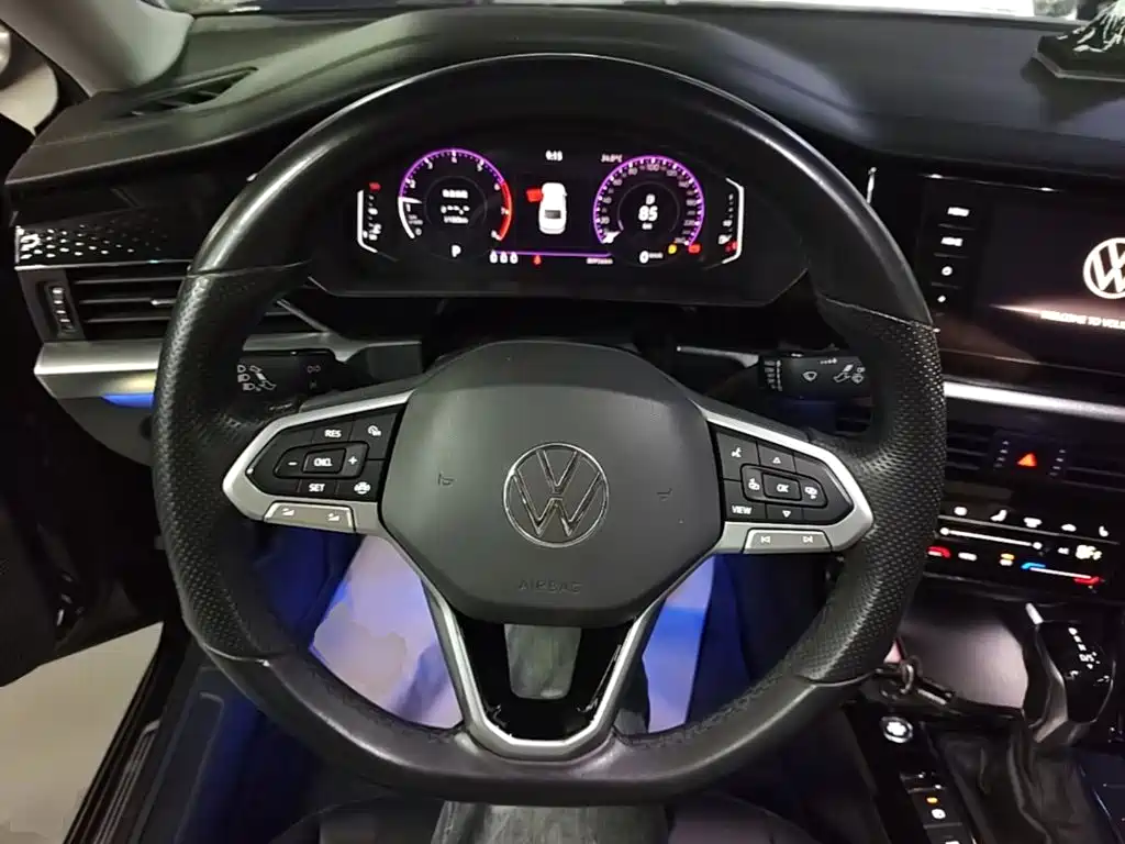 Volkswagen Passat — миниатюра 11