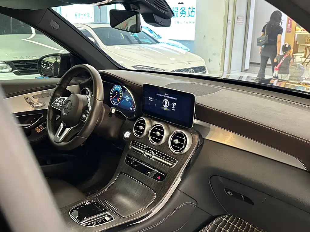 Mercedes-Benz GLC — миниатюра 13