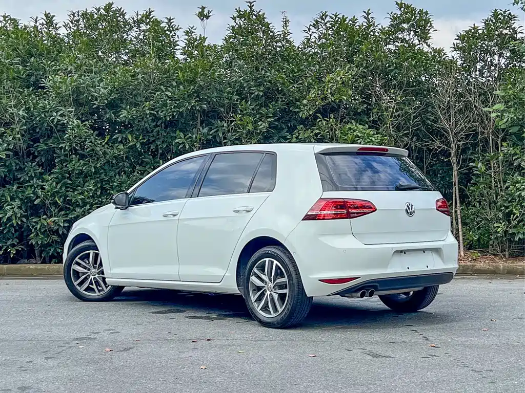 Volkswagen Golf — миниатюра 5