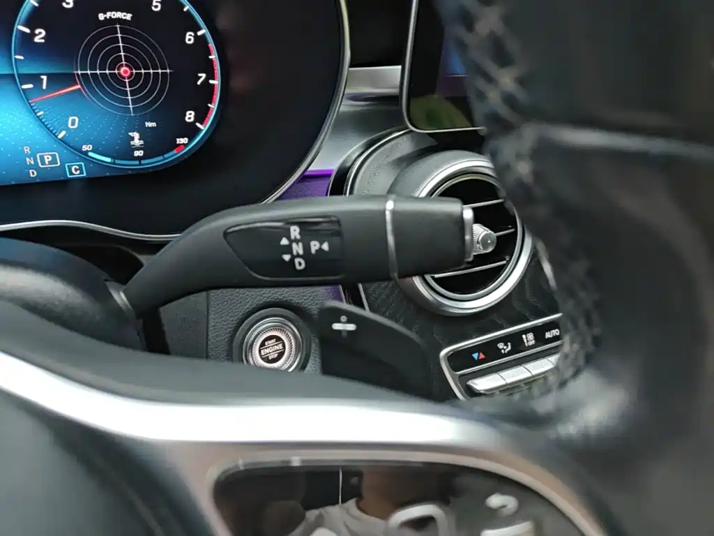 Mercedes-Benz C-Class (Import) — миниатюра 14