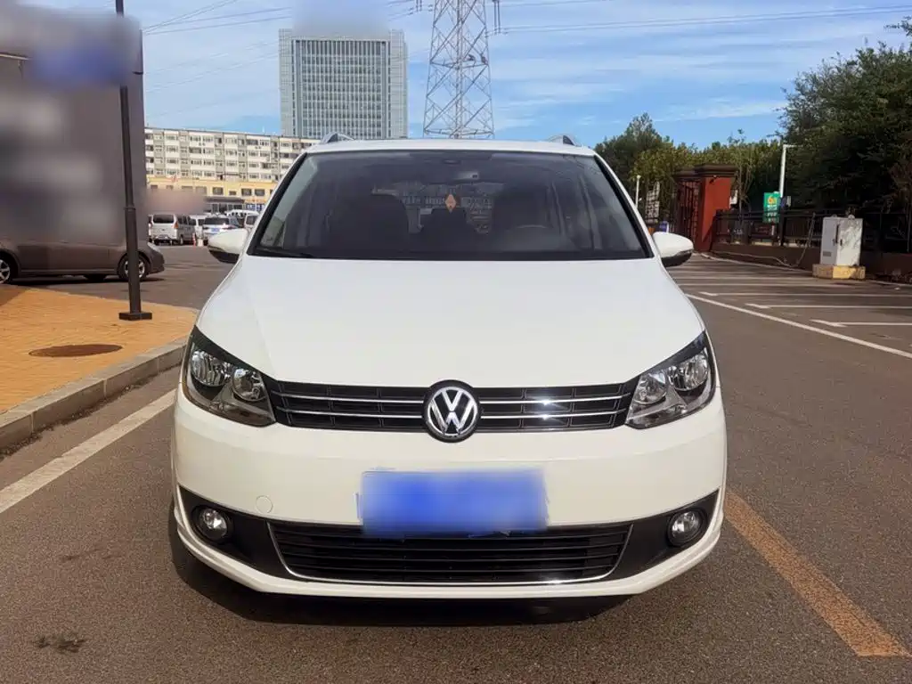 Volkswagen Touran — миниатюра 26