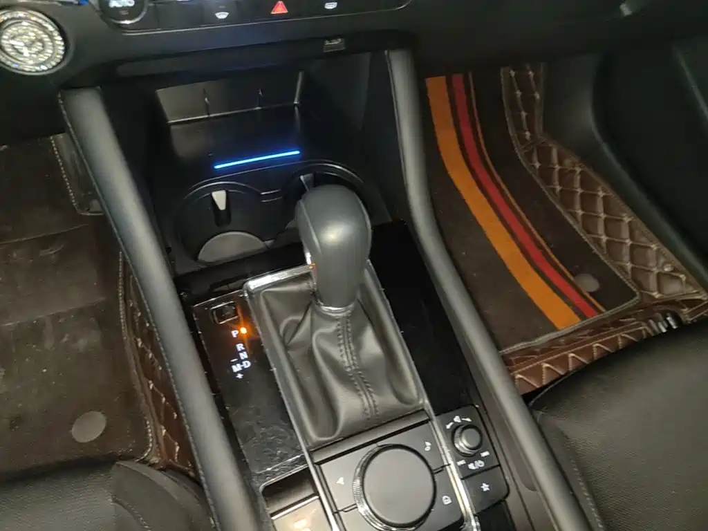 Mazda 3 Axela — миниатюра 14