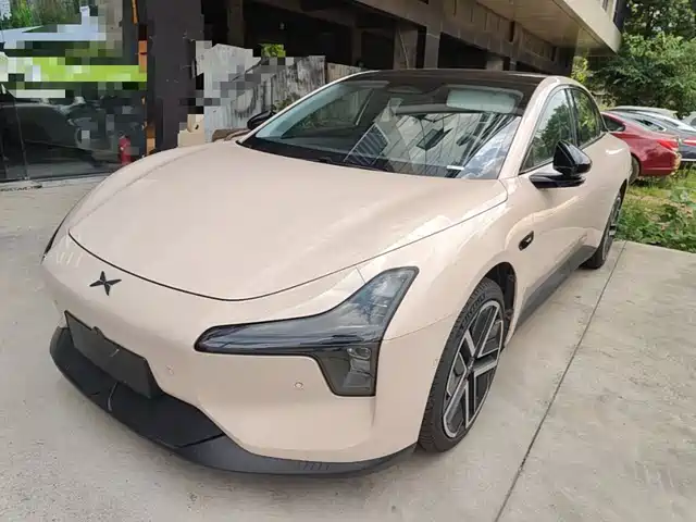 2025 Xpeng Mona M03