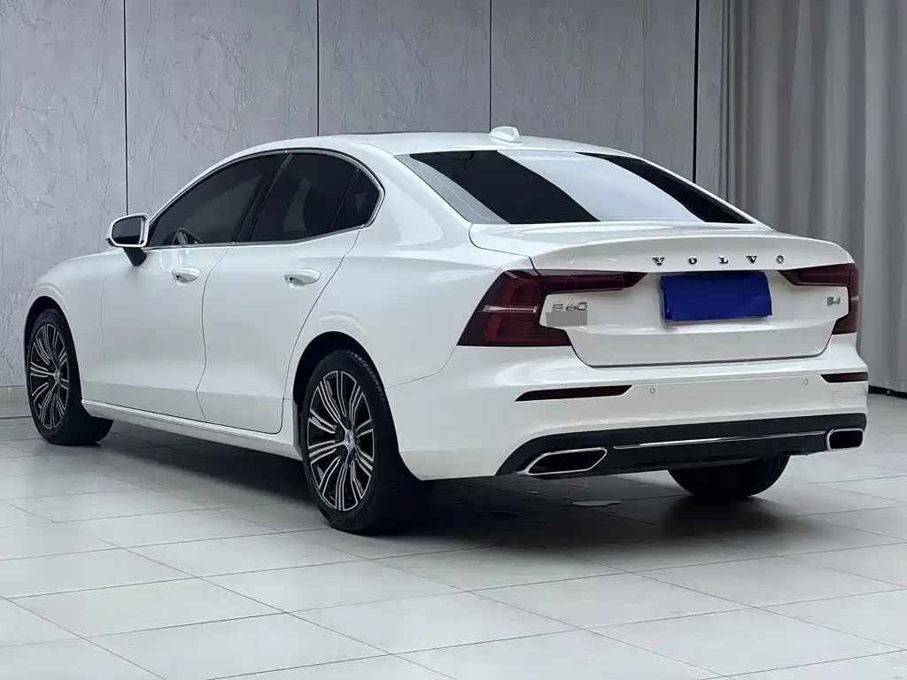 Volvo S60 — миниатюра 12