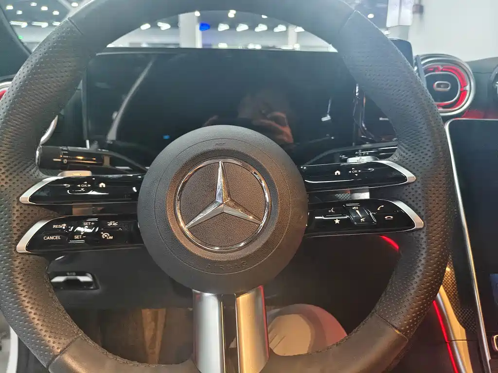 Mercedes-Benz C-Class — миниатюра 9