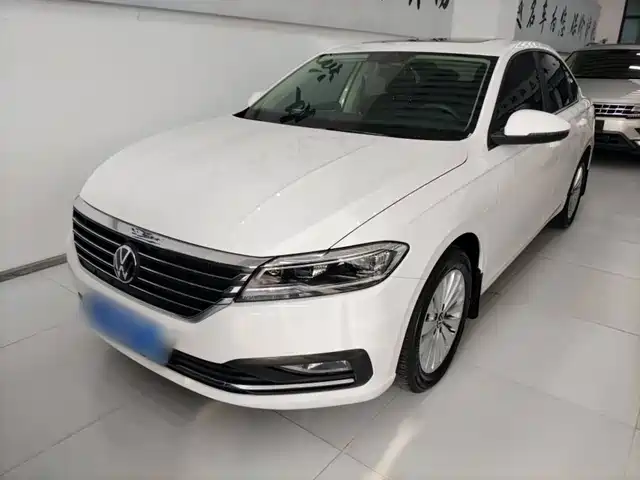 VOLKSWAGEN LAVIDA 2021