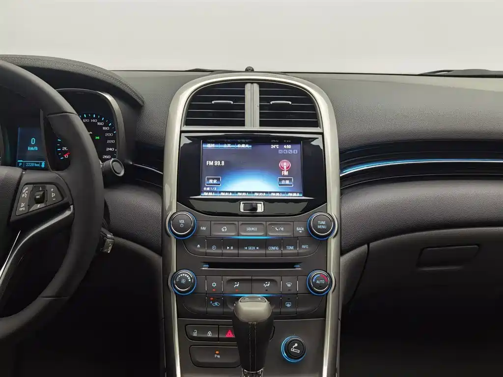 Chevrolet Malibu — миниатюра 12