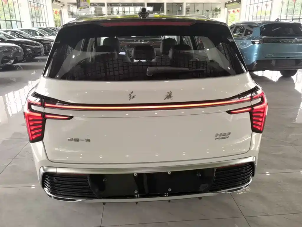 Hongqi HS3 PHEV 2025 117km PLUS