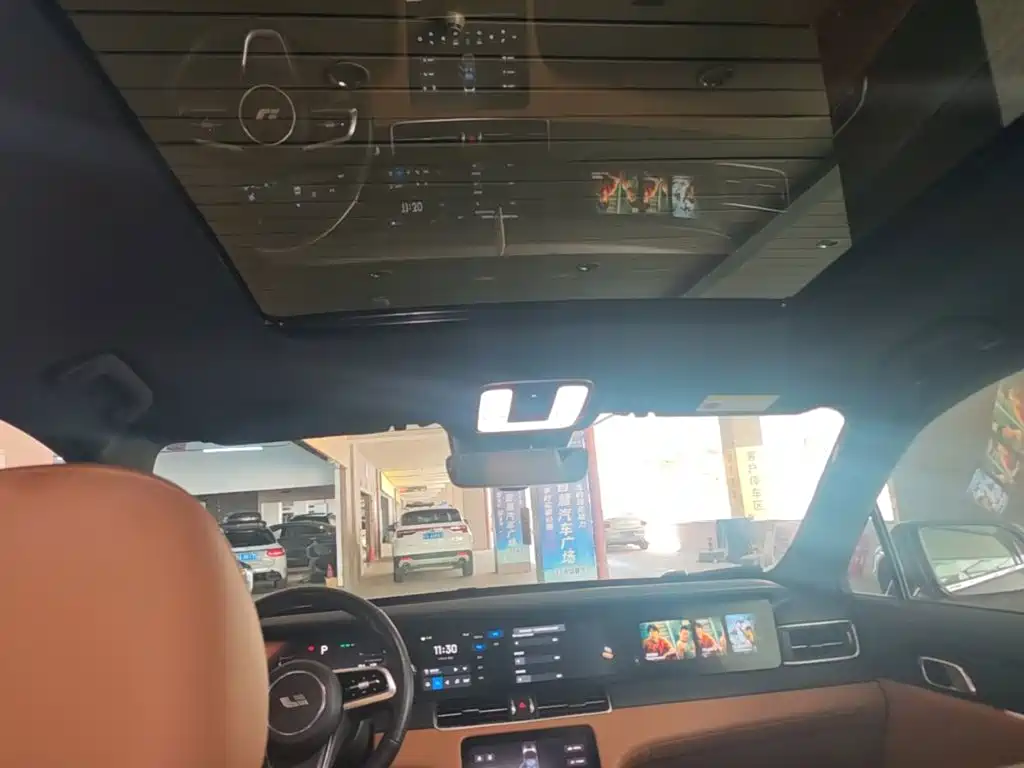 Li Auto Li ONE — миниатюра 18