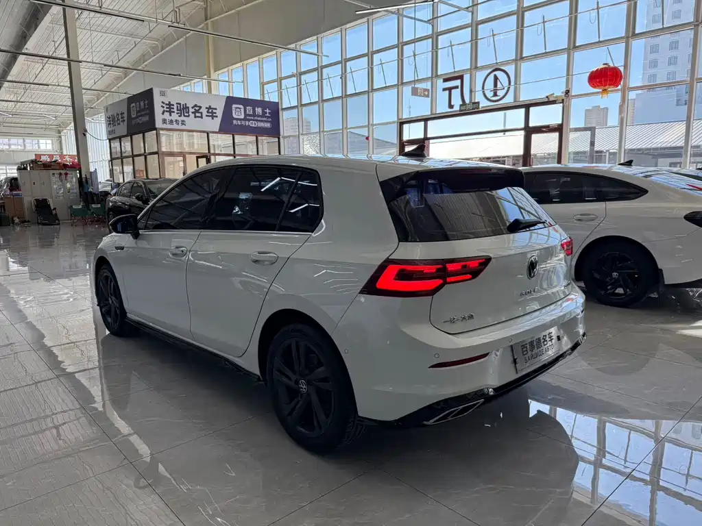 Volkswagen Golf — миниатюра 7