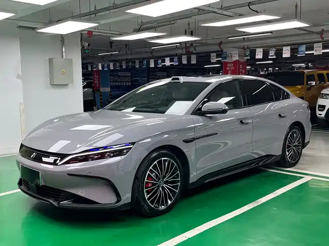 BYD HAN 2025