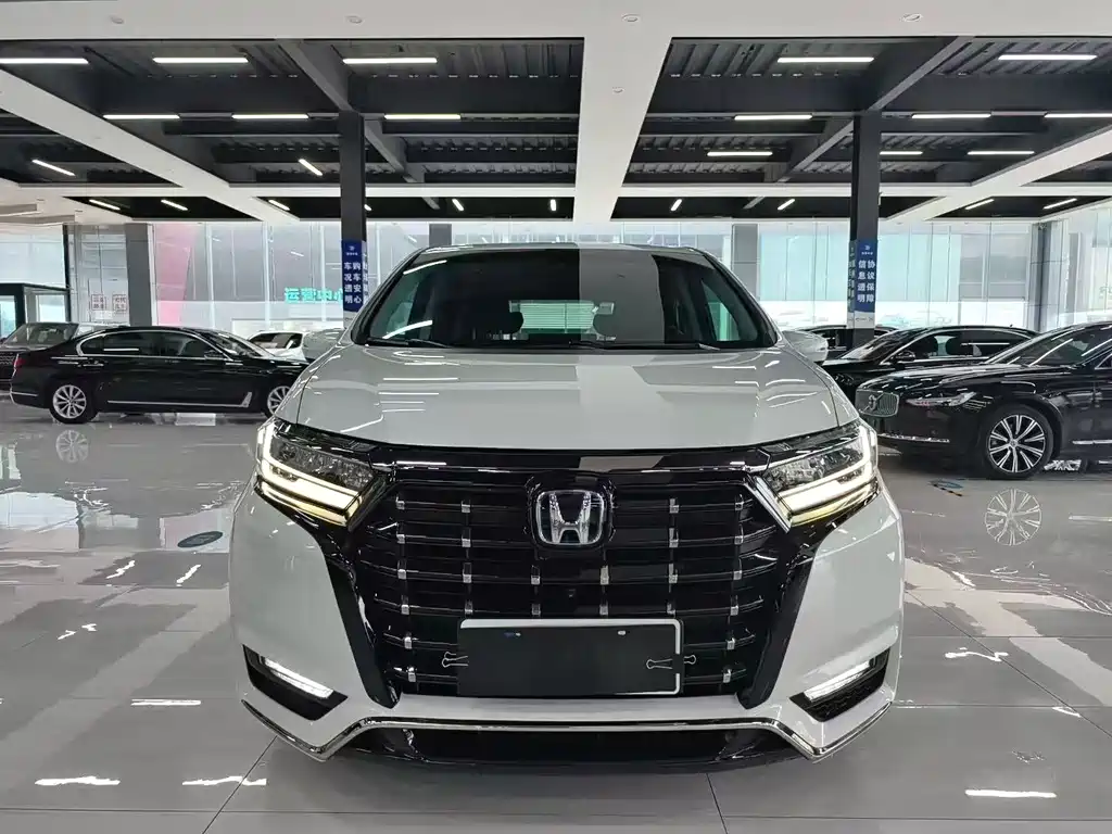 Honda Elysion — миниатюра 2
