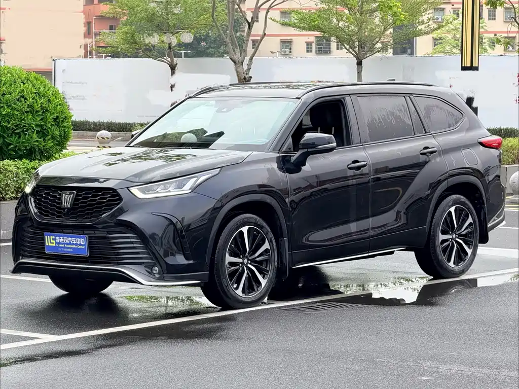Toyota Crown Kluger 2022 2.0T