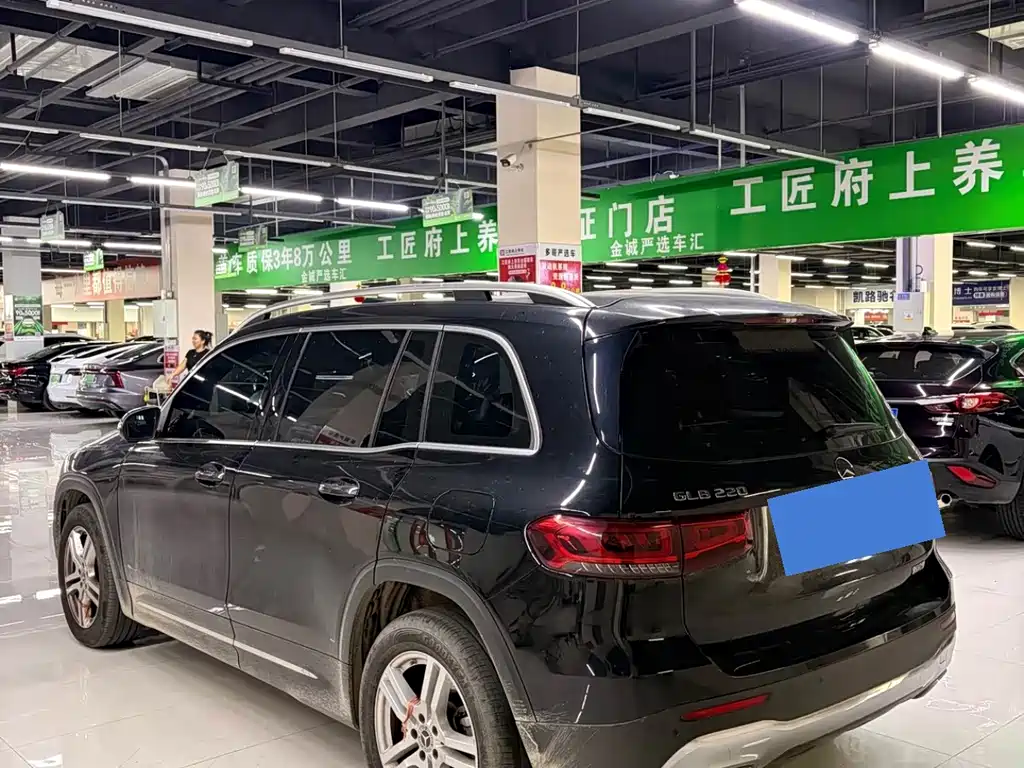 Mercedes-Benz GLB — миниатюра 4