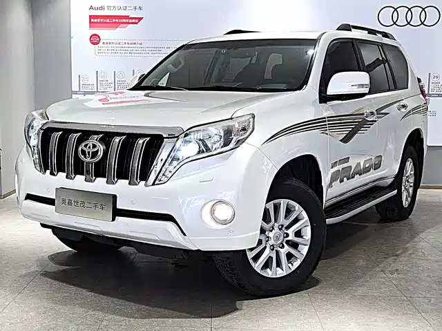 TOYOTA PRADO 2017
