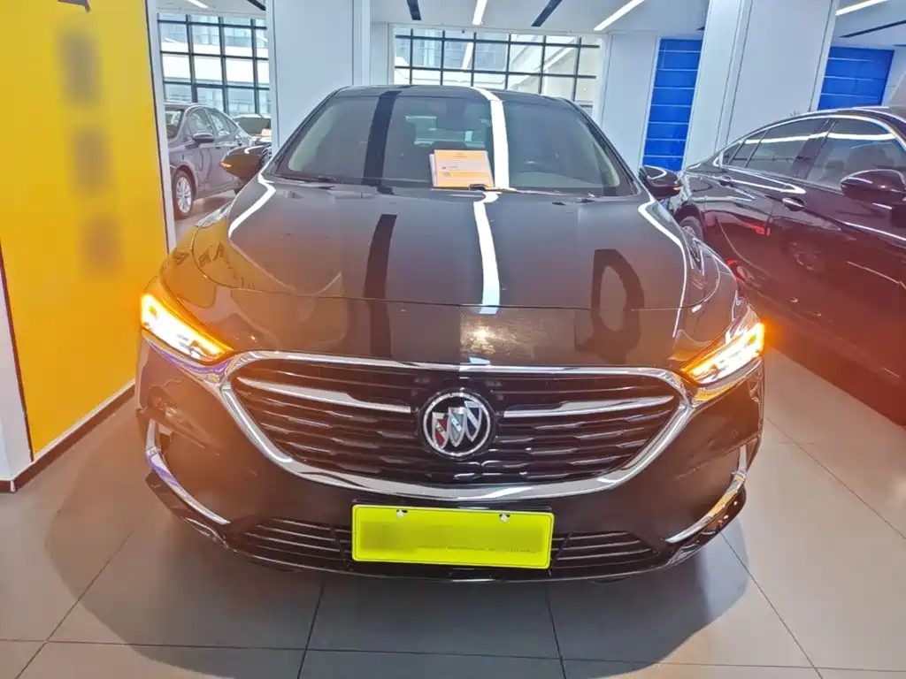 Buick LaCrosse — миниатюра 3