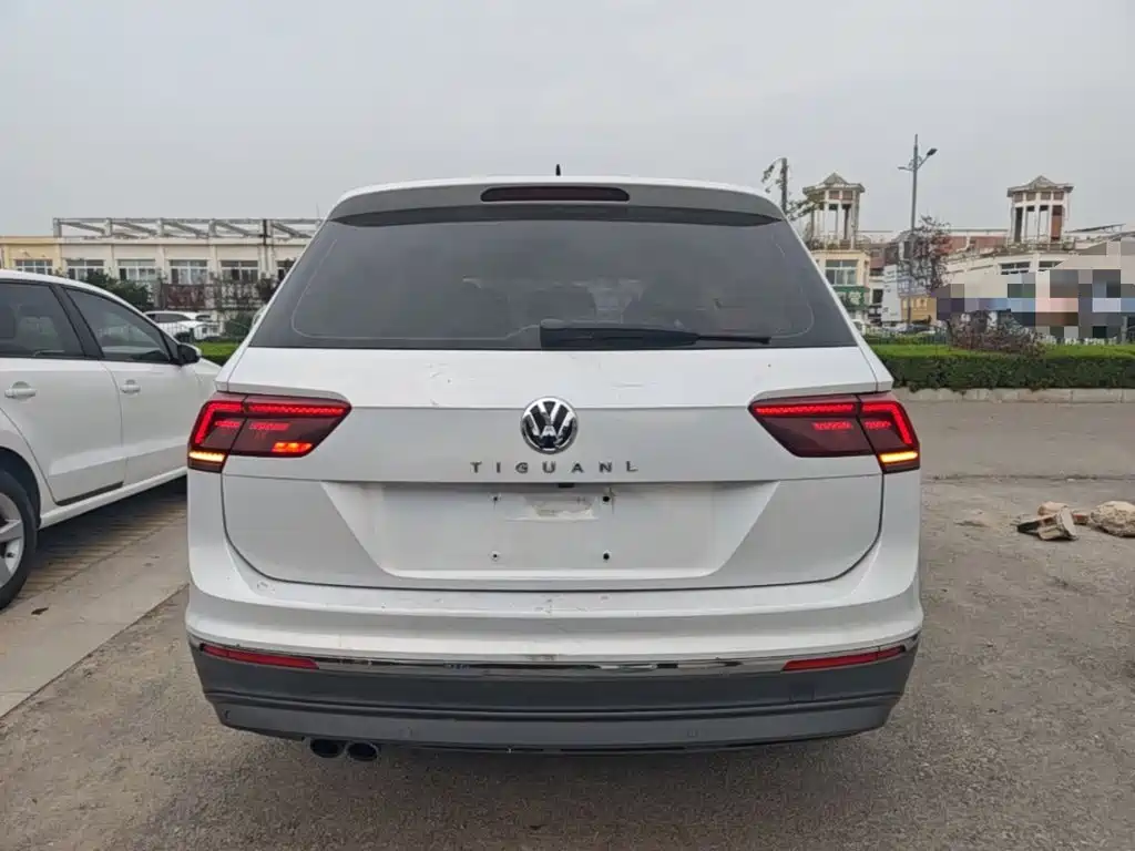 Volkswagen Tiguan L — миниатюра 6