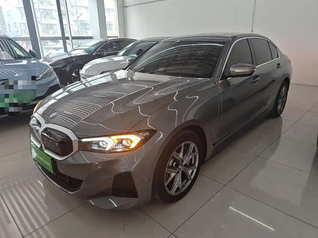 BMW i3 2024