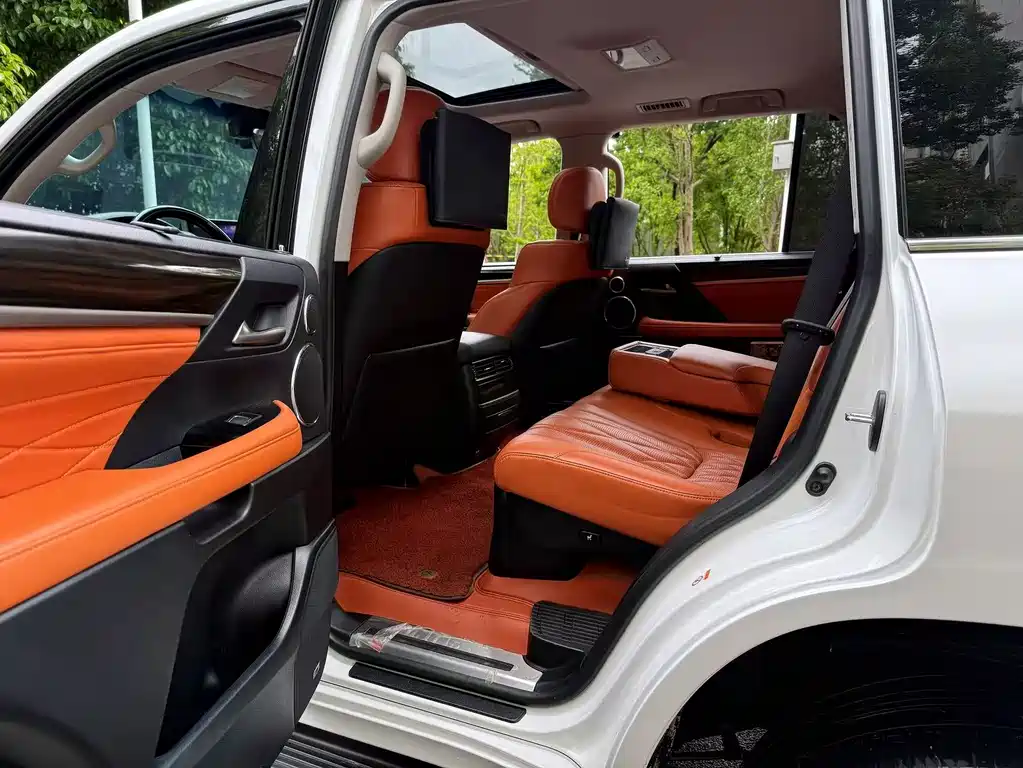 Lexus LX 2019 570