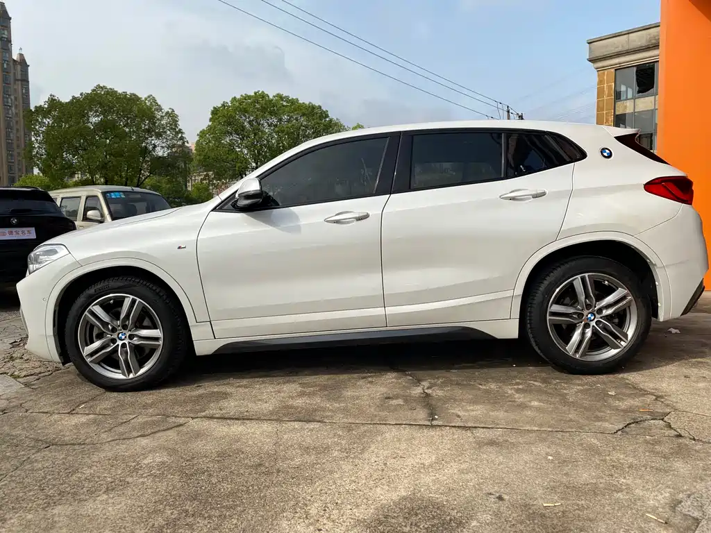 BMW X2 2020 sDrive25i Lead M Sport