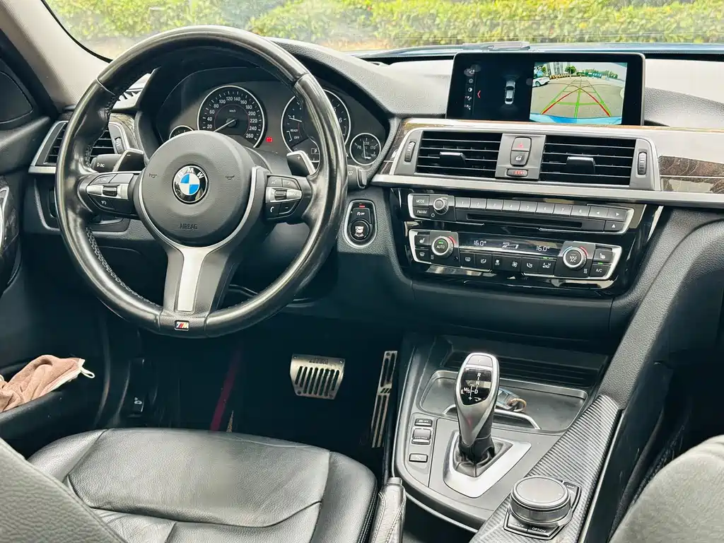 BMW 3 Series — миниатюра 5
