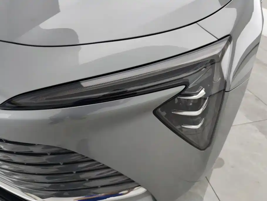 Buick LaCrosse — миниатюра 5