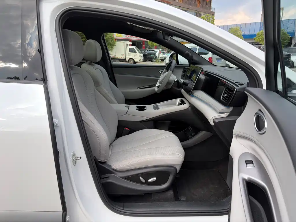 BYD Sealion 06 — миниатюра 10