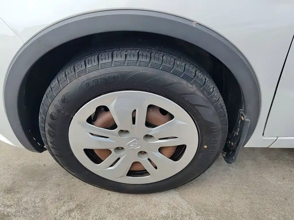 Baojun 310W — миниатюра 23
