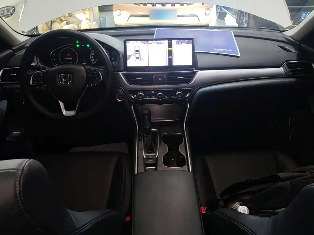 Honda Accord — миниатюра 10