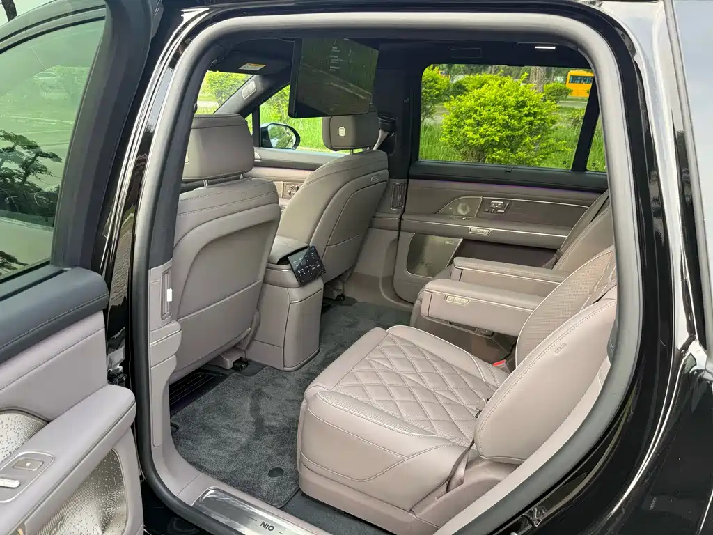 NIO ES8 2026 мест Executive Luxury